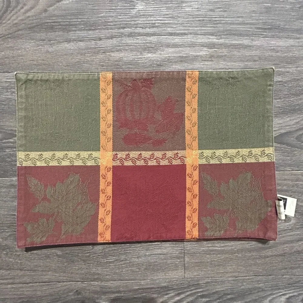 Kohls Harvest Autumn Jacquard Placemats Set of 4 Pumpkin Leaf Design 100% Cotton